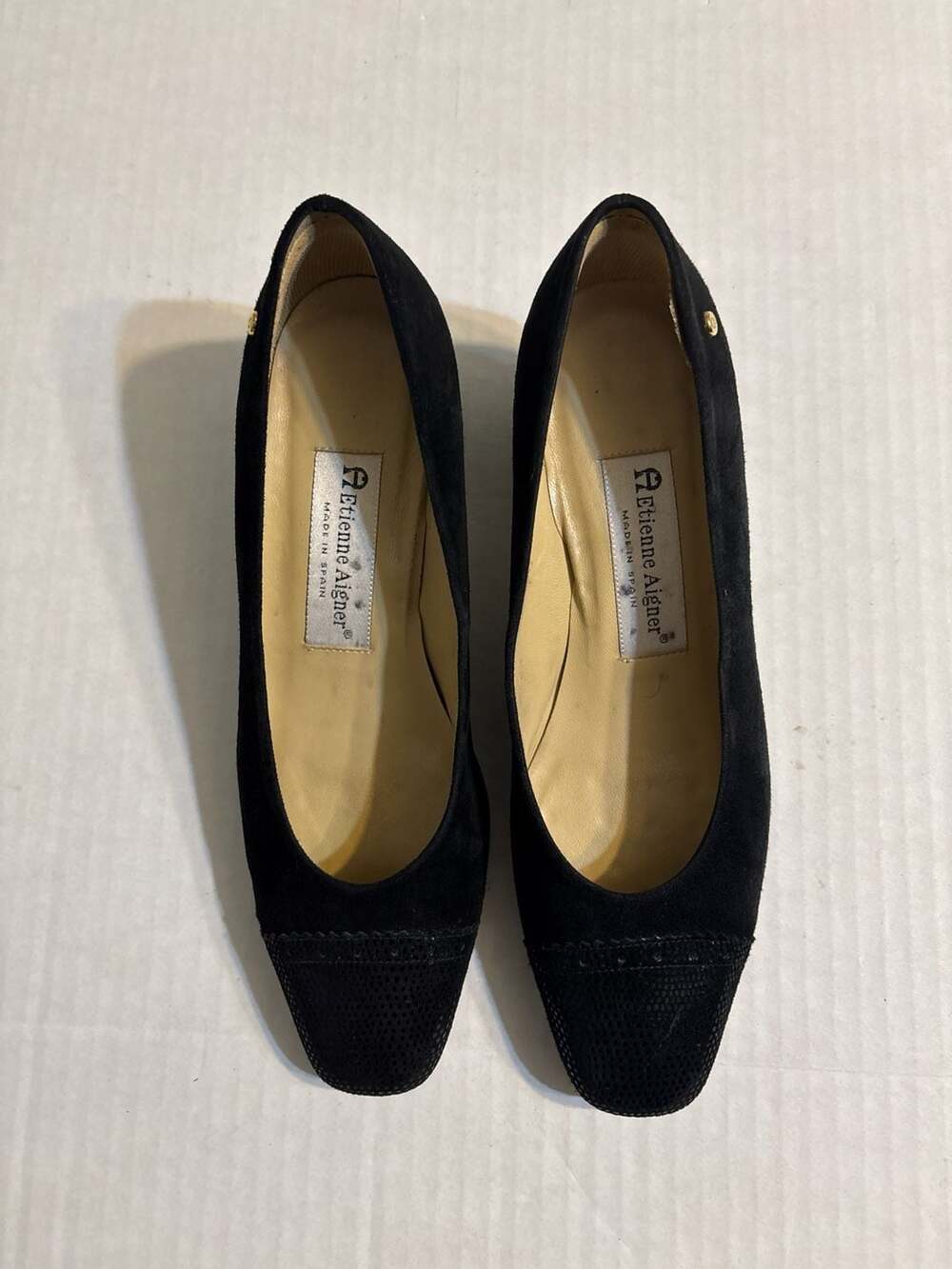 Etienne Aigner Black Suede Textured Cap Toe Block Heel Pumps Size 7.5M